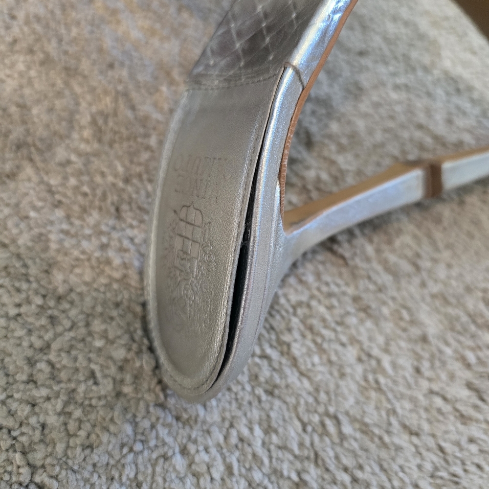 Vince Camuto Brelanie Silver Mule, Women's 11 - Picture 10 of 13